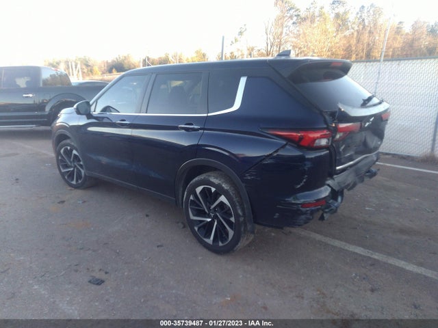 JA4J4UA88NZ066894 Mitsubishi Outlander Se