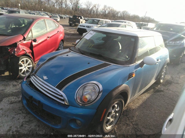 2011 MINI COOPER WMWSU3C59BT183967 Photo 1