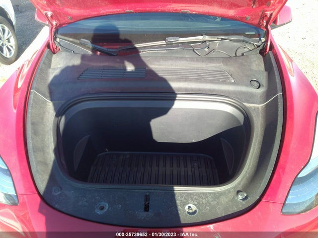 Tesla Model Y Long Range 2021 5YJYGDEE8MF161746 Image 11