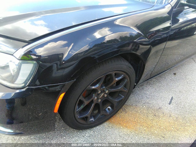2C3CCAAG0KH690762 Chrysler 300 Touring