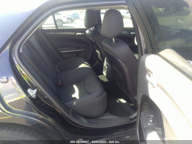 2C3CCAAG0KH690762 Chrysler 300 Touring