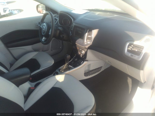 2021 Jeep Compass, VIN: 3C4NJDBB8MT579689