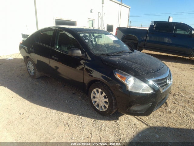2015 Nissan Versa, VIN: 3N1CN7AP1FL828852
