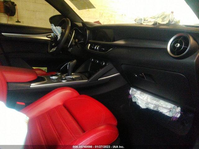 ZASPAKBN5N7D37155 Alfa Romeo Stelvio Veloce