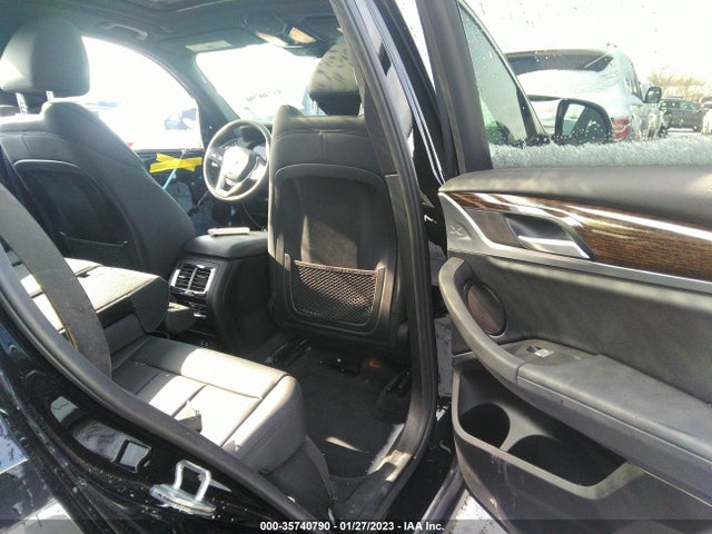2020 BMW X3, VIN: 5UXTY5C05LLT39045