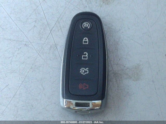 2018 Lincoln MKT, VIN: 2LMHJ5AT6JBL00695