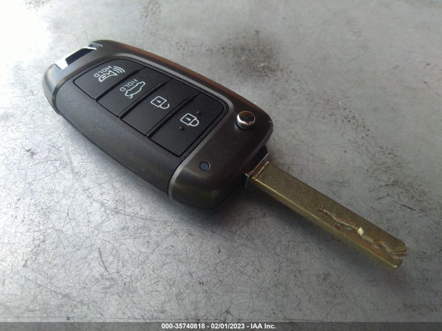 2021 Hyundai Accent, VIN: 3KPC24A65ME129530