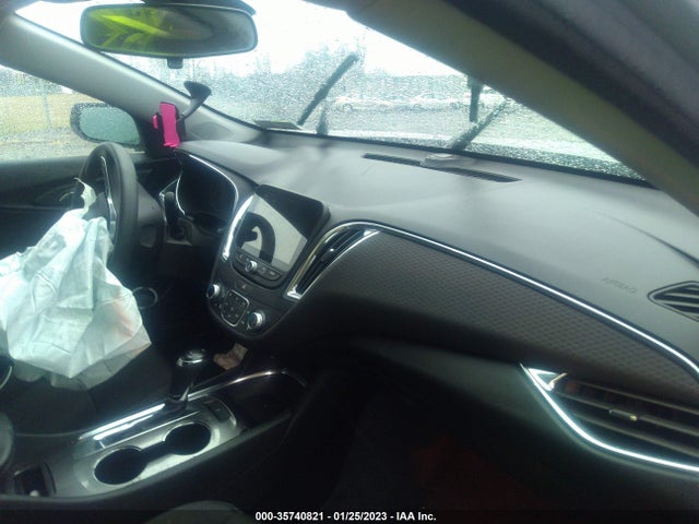1G1ZD5ST9KF141691 Chevrolet Malibu