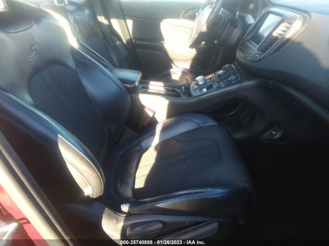 1C3CCCBG5FN736173 Chrysler 200 S