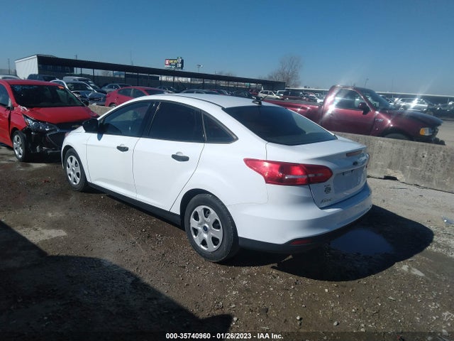 2018 FORD FOCUS S VIN: 1FADP3E23JL216469