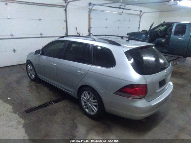 3VWKP7AJ9DM671719 Volkswagen Jetta Sportwagen S