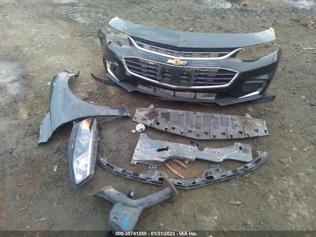 Chevrolet MALIBU LT 2018 1G1ZD5ST6JF149357 Image 4