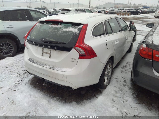 2015 Volvo V60, VIN: YV1612SC7F1207542