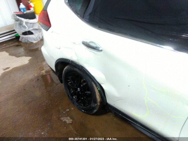 2018 Nissan Rogue, VIN: 5N1AT2MV4JC799838