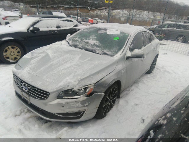 2016 Volvo S60, VIN: YV126MFK4G2414561