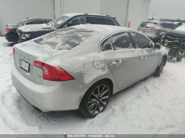 2016 Volvo S60, VIN: YV126MFK4G2414561