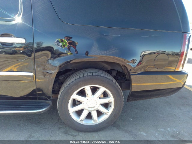 GMC YUKON XL DENALI 2011 1GKS1MEF9BR365435 Image 7