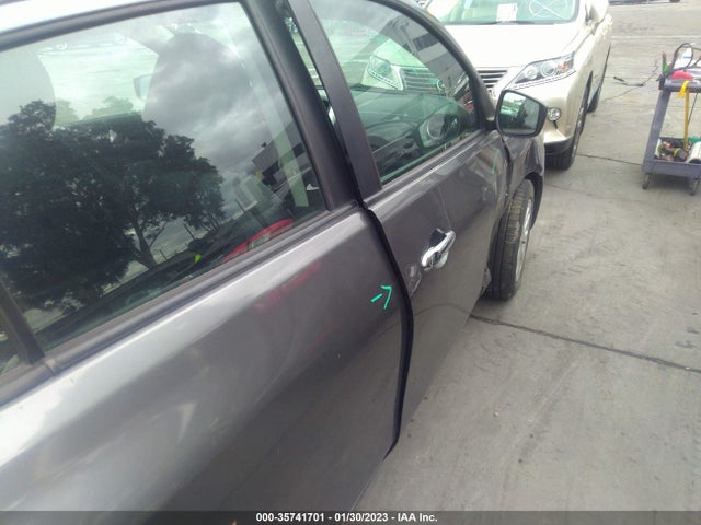 2016 Nissan Versa, VIN: 3N1CN7AP1GL866888
