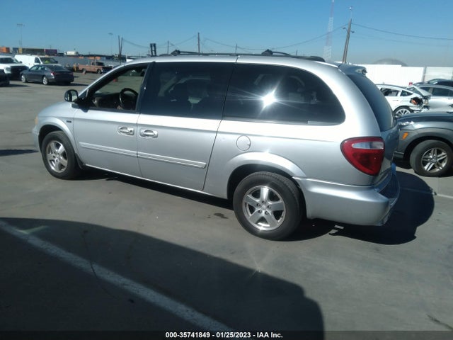 2005 DODGE GRAND CARAVAN SXT VIN: 2D4GP44L05R394640