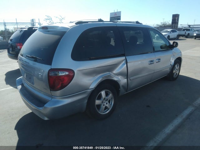 2005 DODGE GRAND CARAVAN SXT VIN: 2D4GP44L05R394640