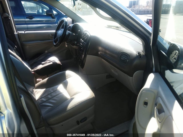 2005 DODGE GRAND CARAVAN SXT VIN: 2D4GP44L05R394640