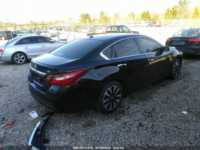 1N4AL3AP1JC176229 Nissan Altima 2.5 Sv