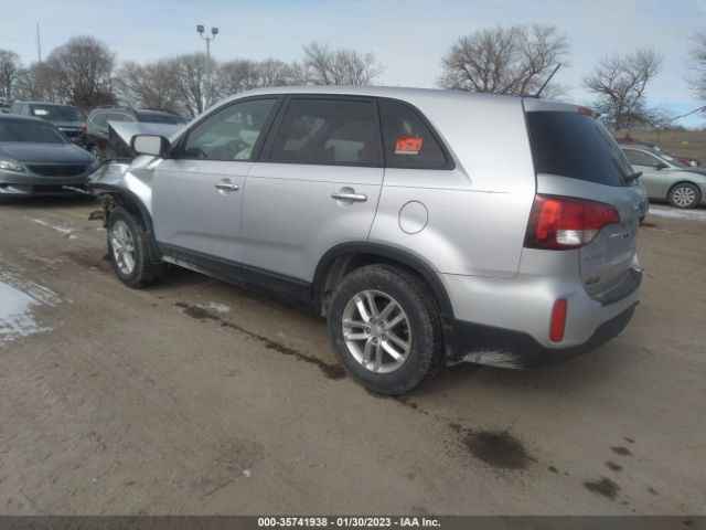 5XYKT3A63FG565091 KIA SORENTO LX