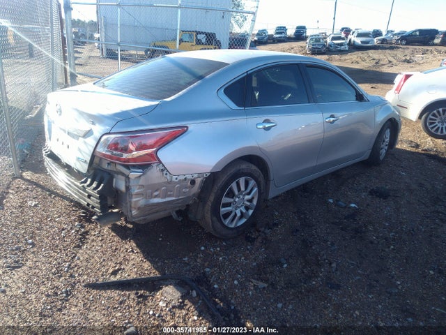 Nissan Altima 2.5 S 2014 1N4AL3AP7EN384609 Image 4