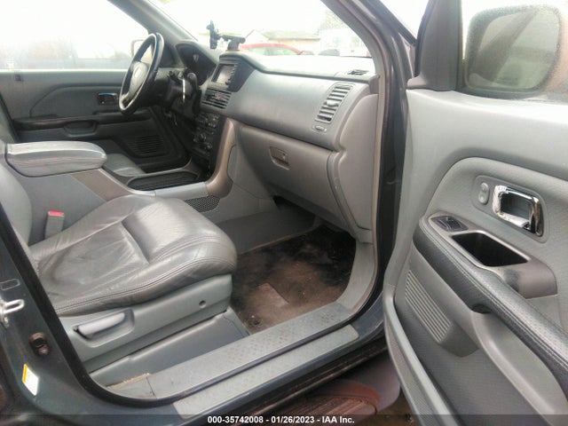 2003 HONDA PILOT EX VIN: 2HKYF18733H534268