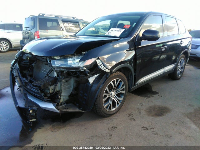 JA4AD2A38GZ008571 Mitsubishi Outlander Es