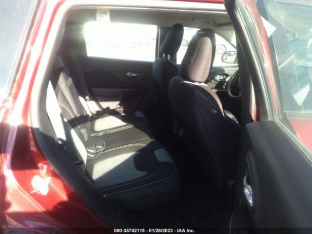 1C4PJMAB8EW310002 Jeep Cherokee Sport