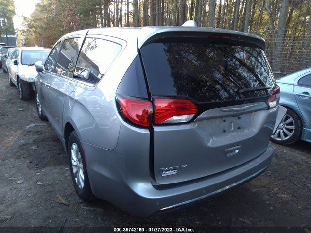 Chrysler Pacifica Touring Plus 2018 2C4RC1FG8JR117955 Image 4