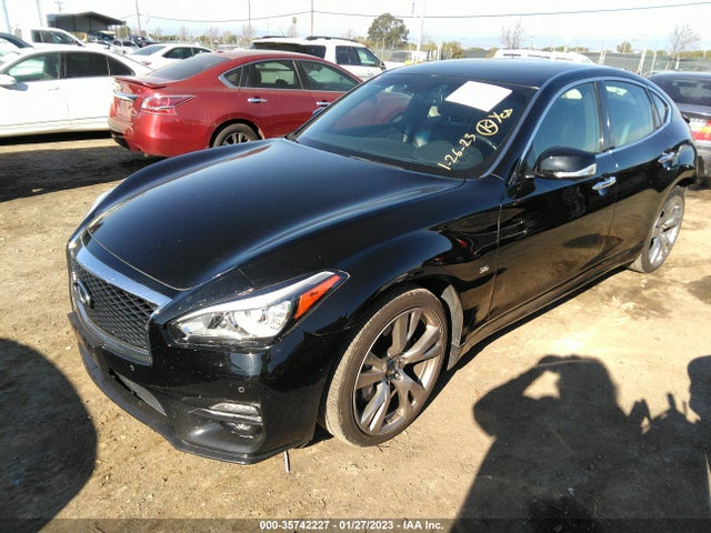 2015 Infiniti Q70, VIN: JN1AY1AP5FM150043