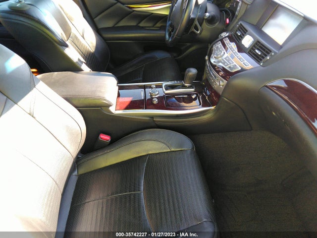 2015 Infiniti Q70, VIN: JN1AY1AP5FM150043