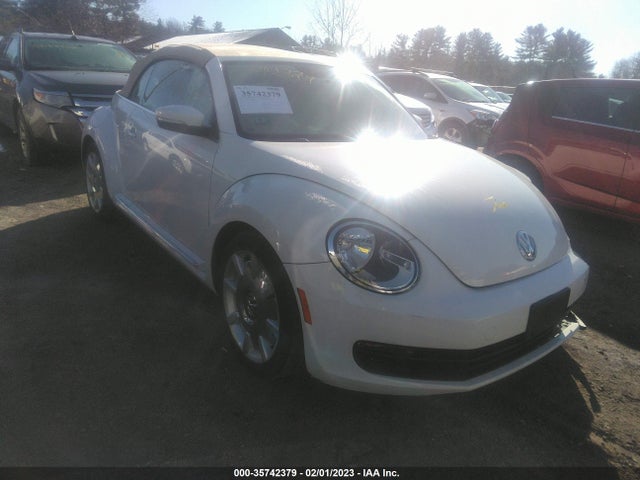2014 Volkswagen Beetle, VIN: 3VW5P7AT3EM803910