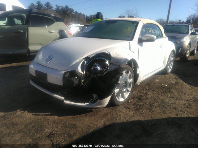 2014 Volkswagen Beetle, VIN: 3VW5P7AT3EM803910