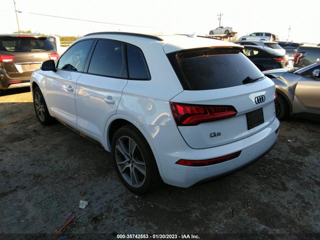 WA1BNAFY7K2088155 Audi Q5 Premium Plus