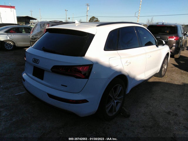 WA1BNAFY7K2088155 Audi Q5 Premium Plus
