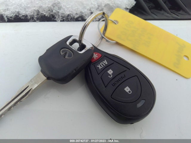2007 INFINITI FX35 VIN: JNRAS08W17X202080