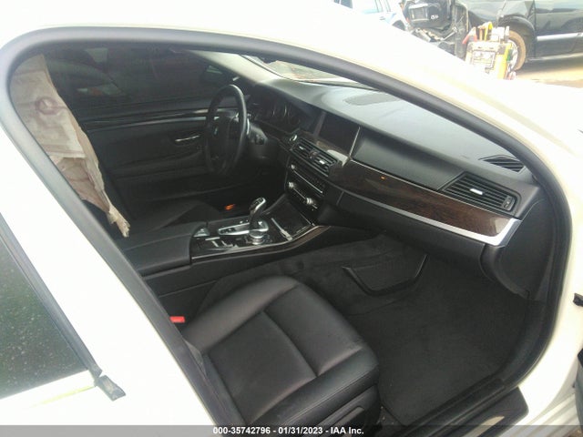 BMW 5 Series 528i 2016 WBA5A5C55GD526289 Image 5