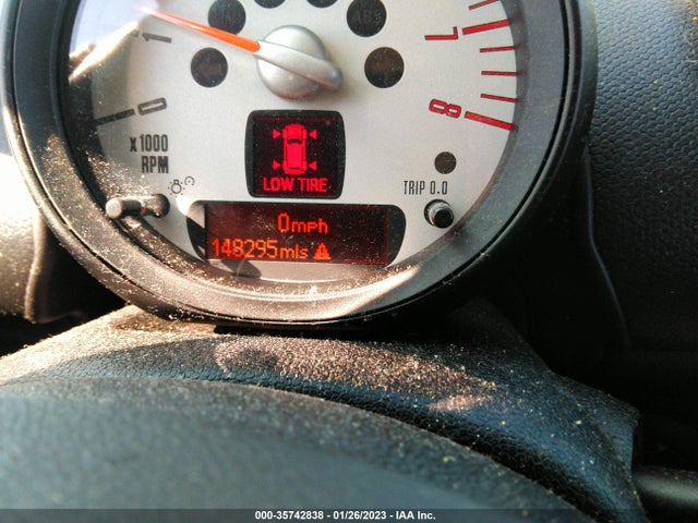 2011 MINI COOPER COUNTRYMAN S VIN: WMWZC3C50BWH98300