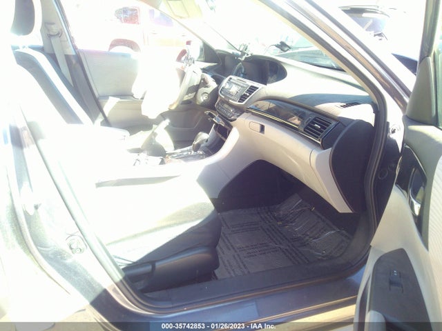 2017 HONDA ACCORD SEDAN LX VIN: 1HGCR2F37HA001086
