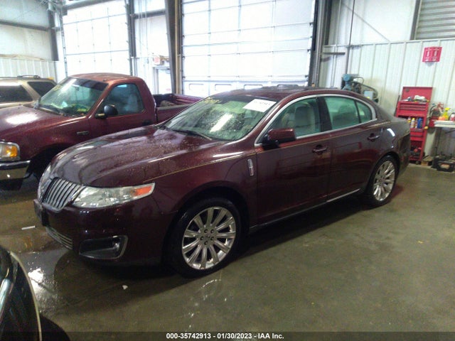 Lincoln MKS 2009 1LNHM93R59G631395 Image 2