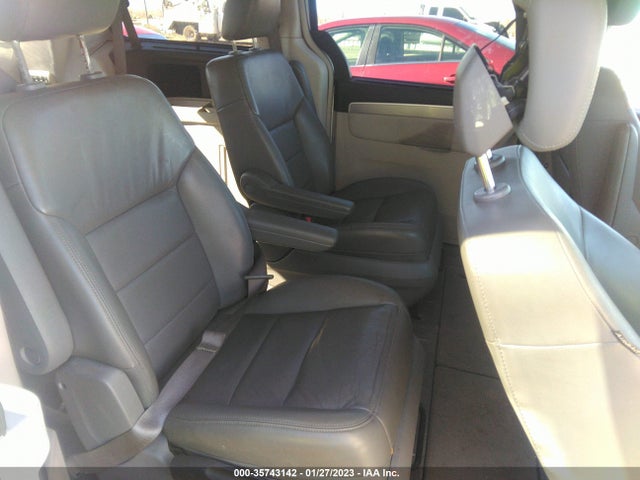 Volkswagen ROUTAN SEL 2011 2V4RW5DGXBR750157 Image 9