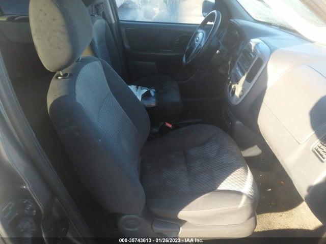 2004 FORD ESCAPE XLT VIN: 1FMYU03154DA02168