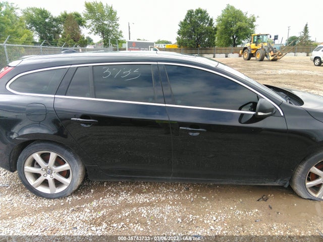 2016 VOLVO V60 T5 DRIVE-E PREMIER VIN: YV140MEK3G1292826