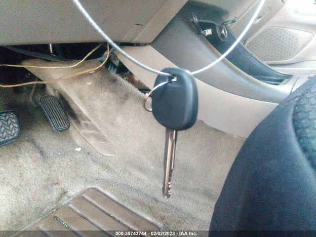 2002 TOYOTA CAMRY XLE/LE/SE VIN: 4T1BF32K02U012065