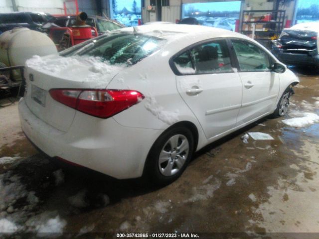 KNAFK4A67G5563197 KIA FORTE LX