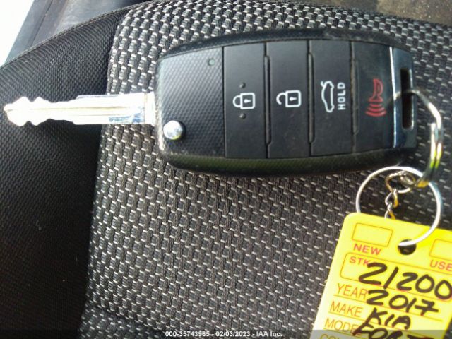 KNAFK5A81H5684848 KIA Forte5 Lx