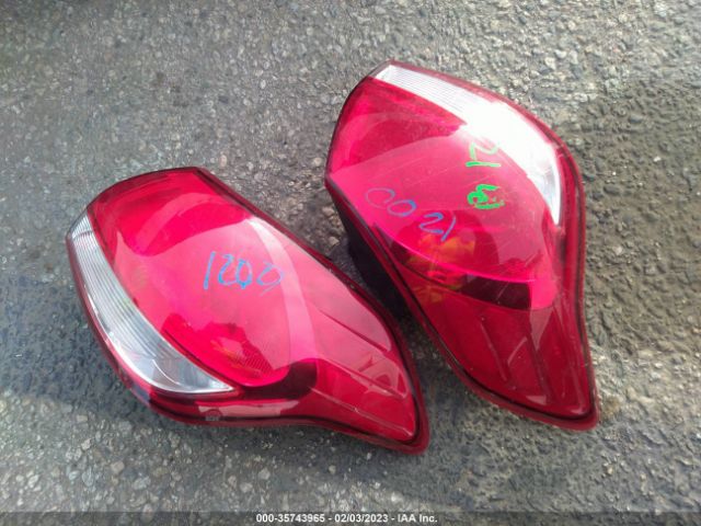 KNAFK5A81H5684848 KIA Forte5 Lx